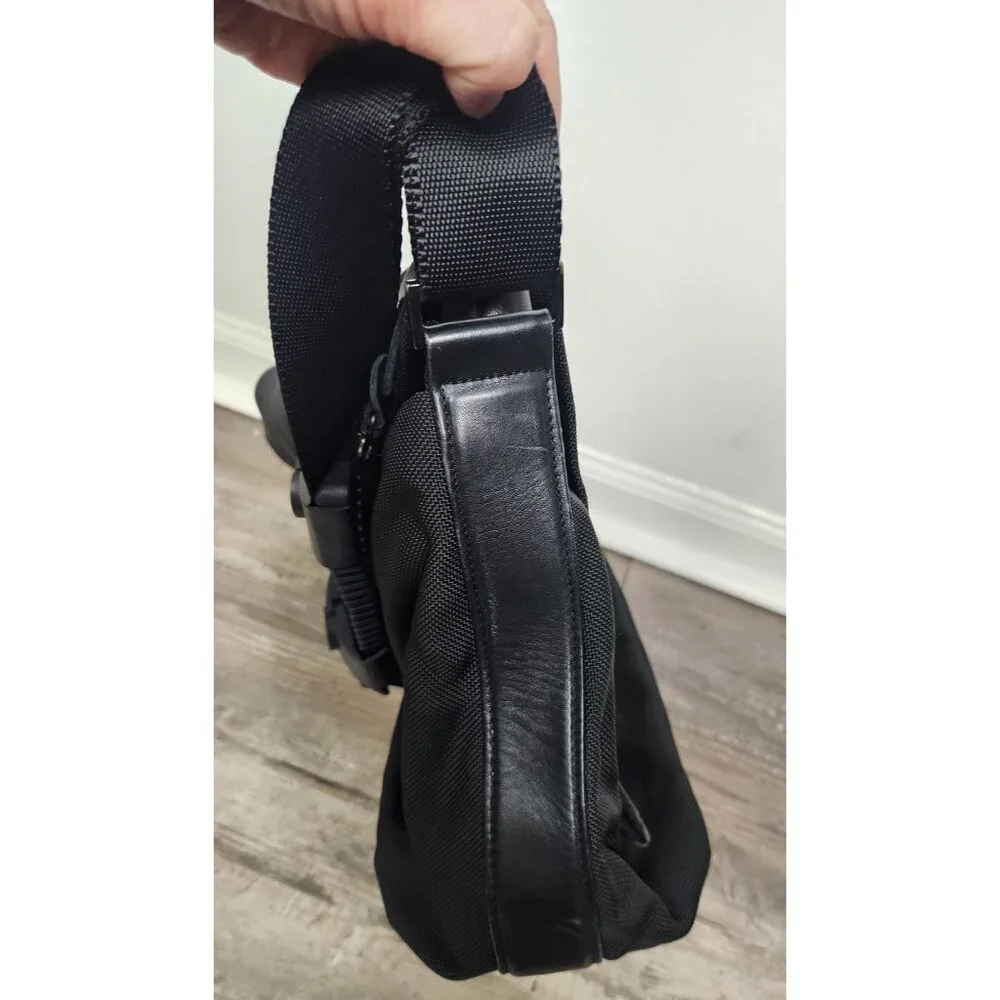 TUMI Leather Trim Bag Flap Messenger Crossbody Laptop Shoulder Nylon 4367D3
